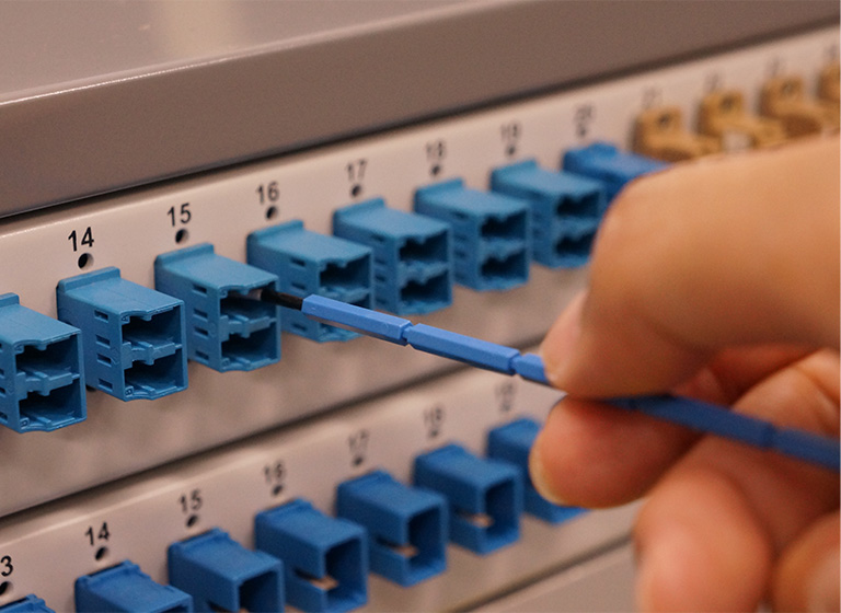 共栄通信工業株式会社